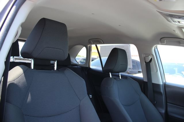 Used 2024 Toyota RAV4 LE AWD/4WD image 33