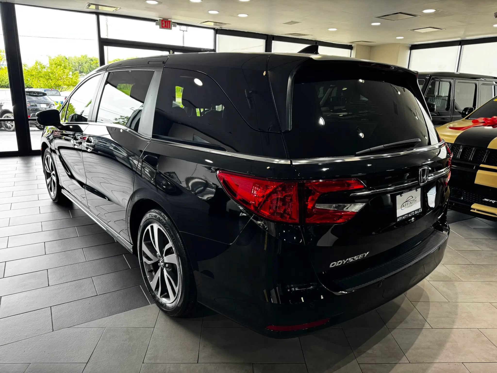 Used 2022 Honda Odyssey Touring image 3