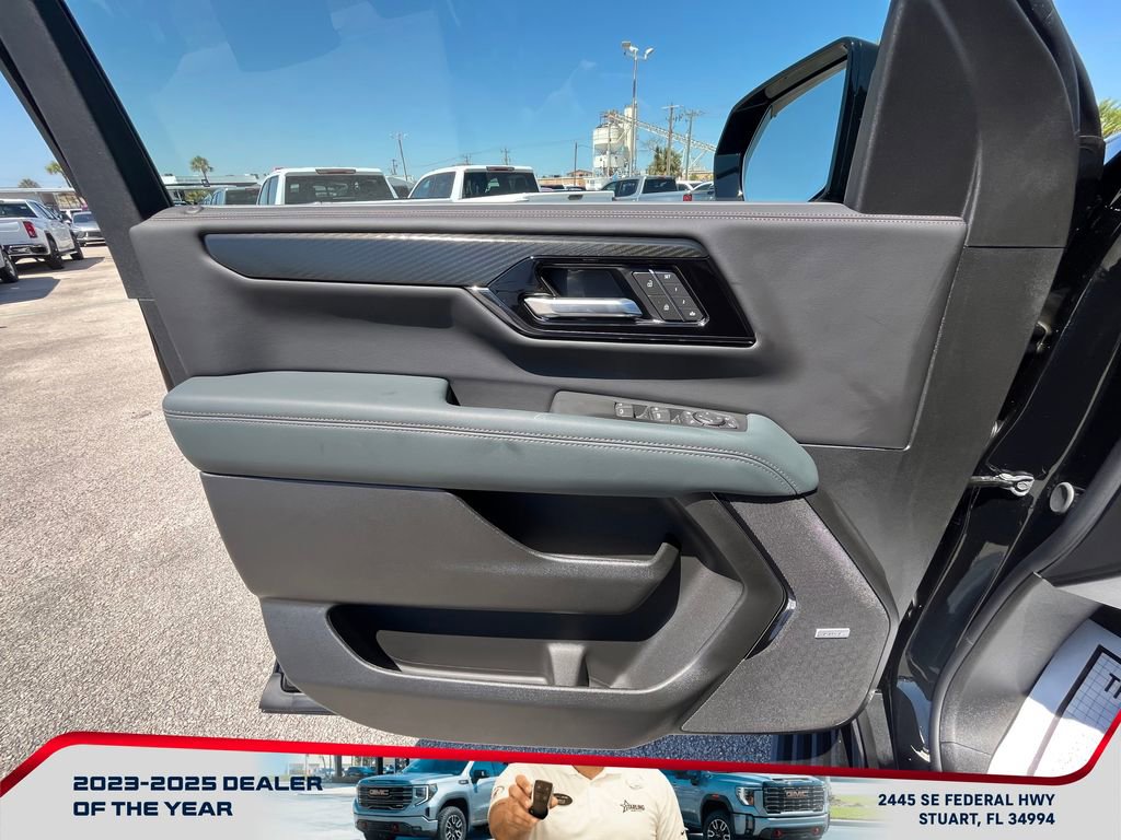 New 2026 GMC Yukon XL AT4 image 24
