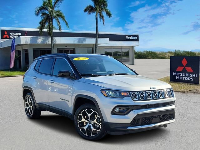Used 2025 Jeep Compass Limited image 1