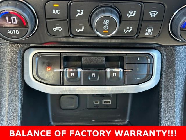 Used 2023 GMC Acadia SLT image 25