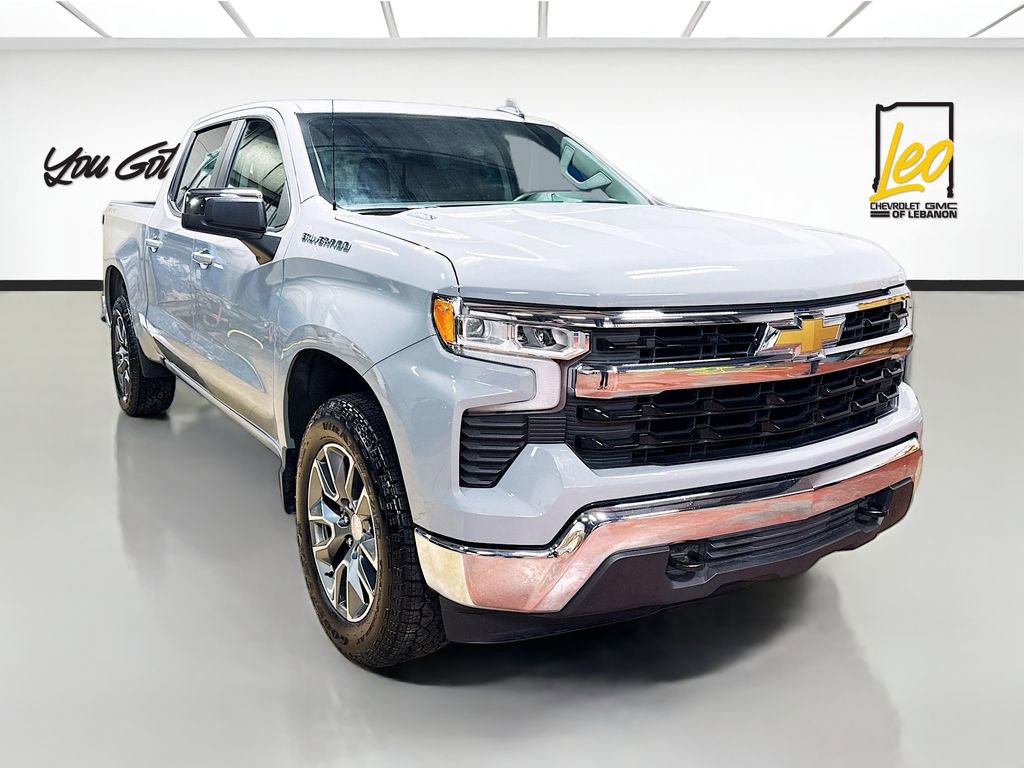 Used 2024 Chevrolet Silverado 1500 LT image 3