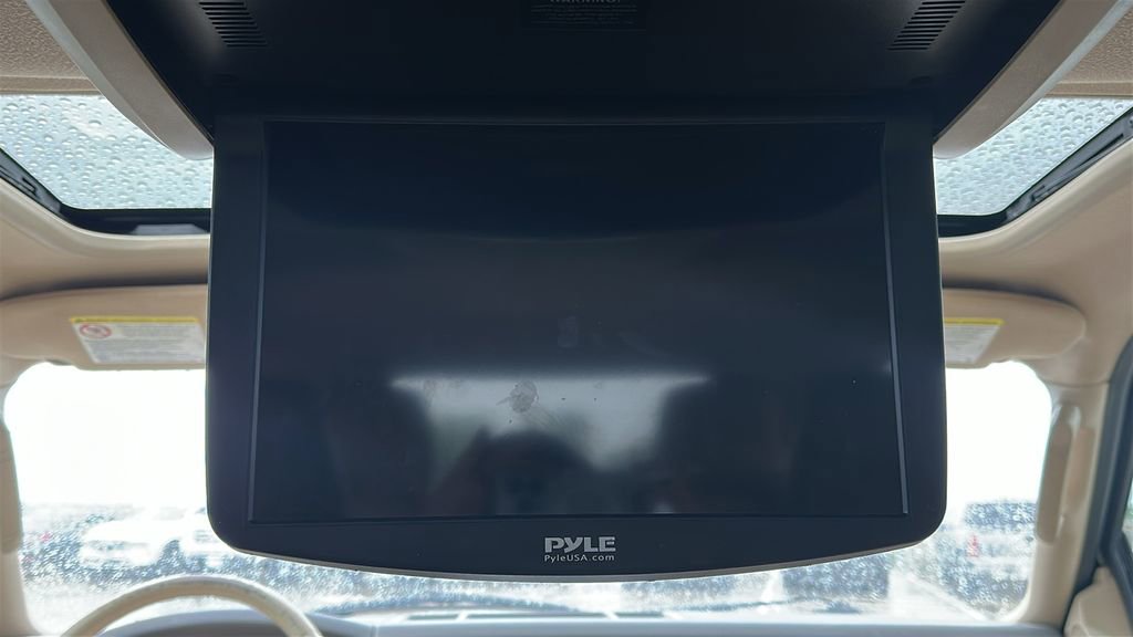 Used 2014 Ford Expedition XLT w/ Equipment Group 202A RWD image 31