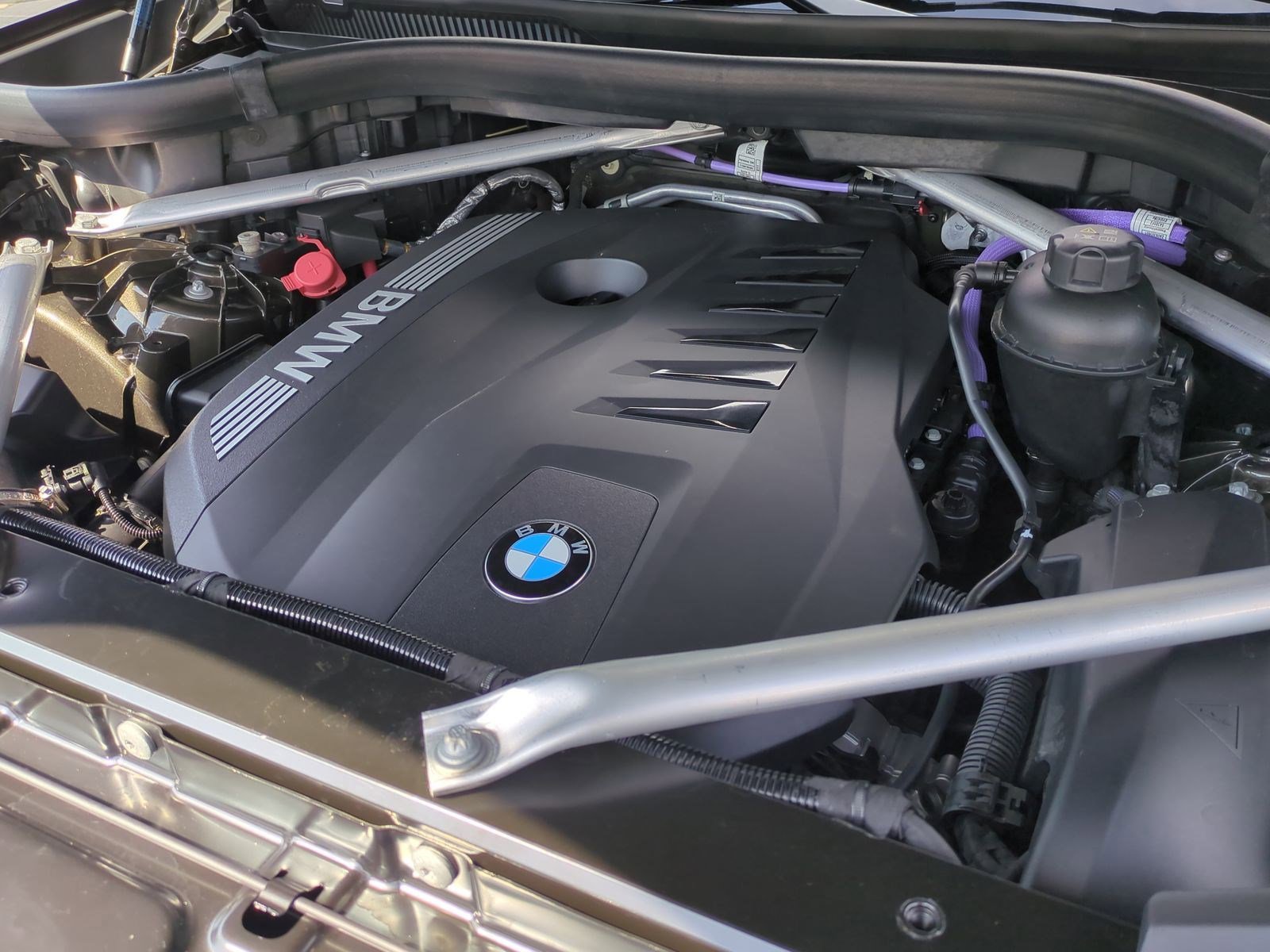 Certified 2024 BMW X5 xDrive40i w/ M Sport Package image 36