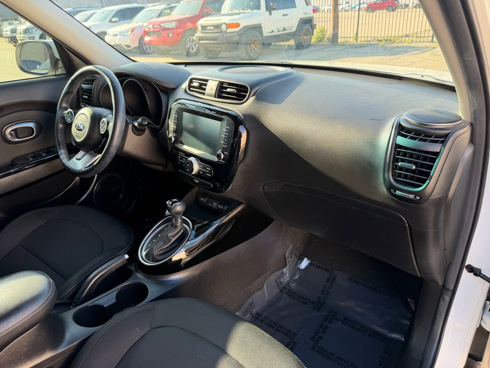 Used 2019 Kia Soul + w/ Audio Package image 18
