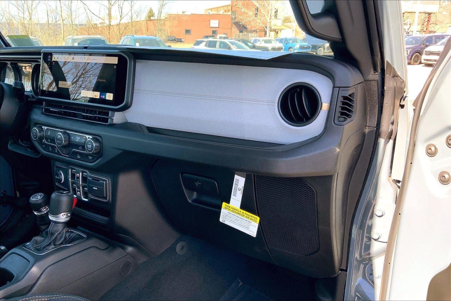New 2026 Jeep Gladiator Sport AWD/4WD image 23