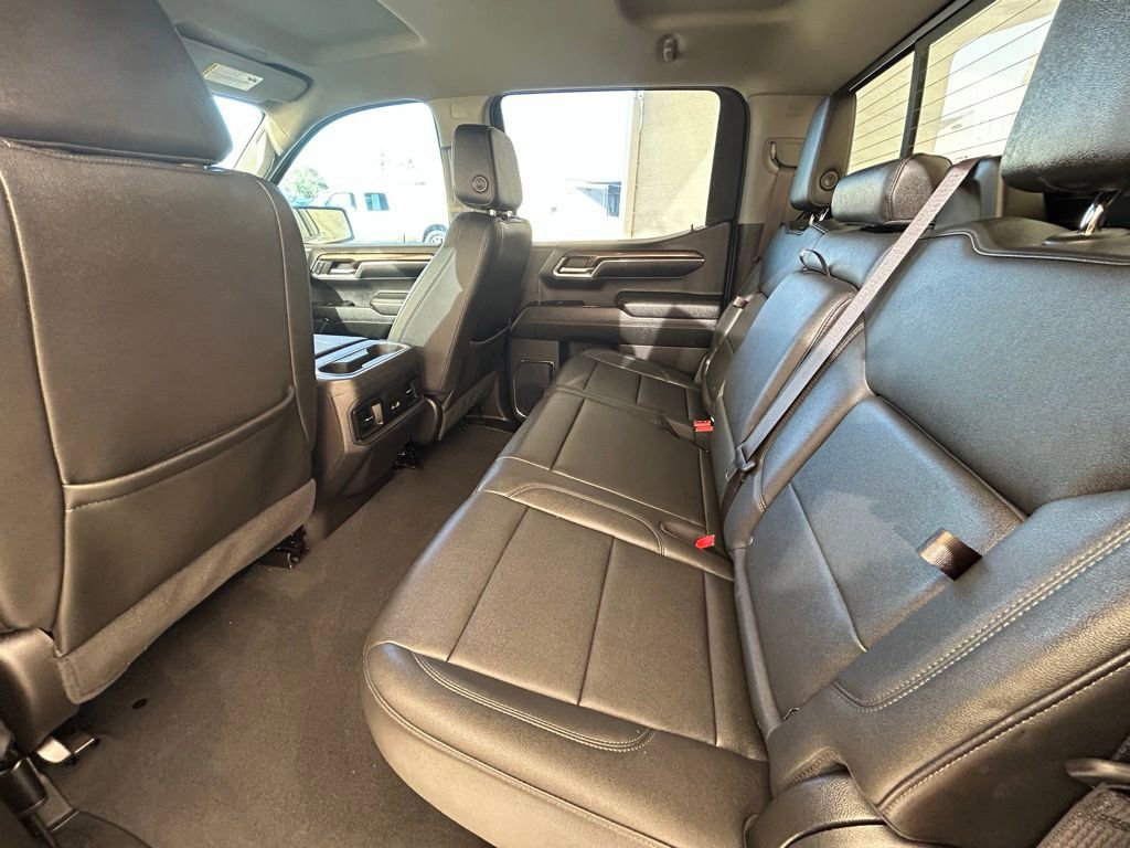 Used 2024 Chevrolet Silverado 1500 LT Trail Boss w/ Convenience Package II image 27