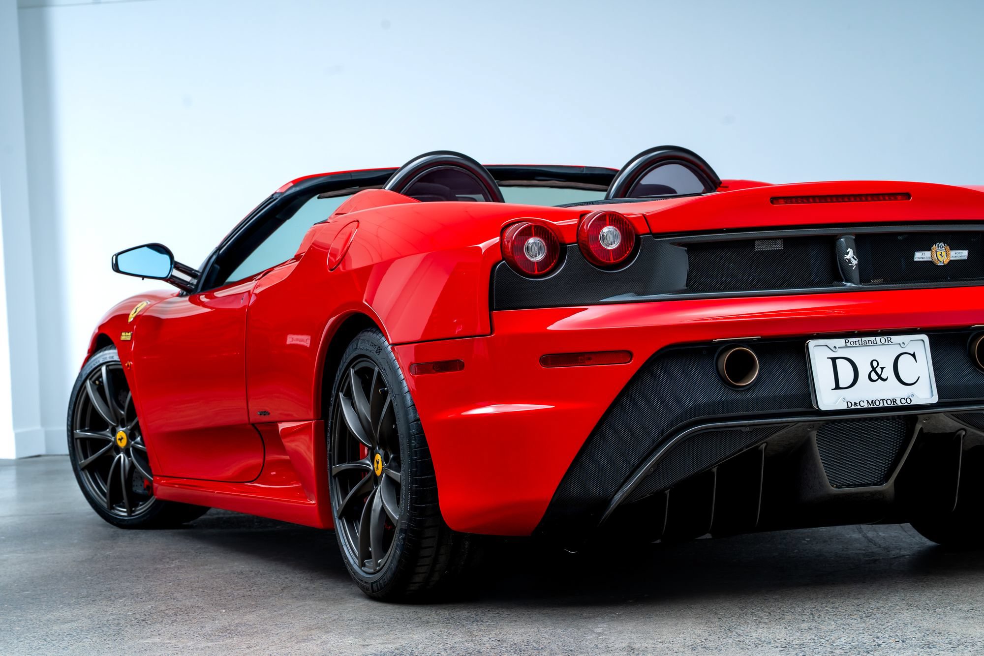 Used 2009 Ferrari F430 Scuderia RWD image 9