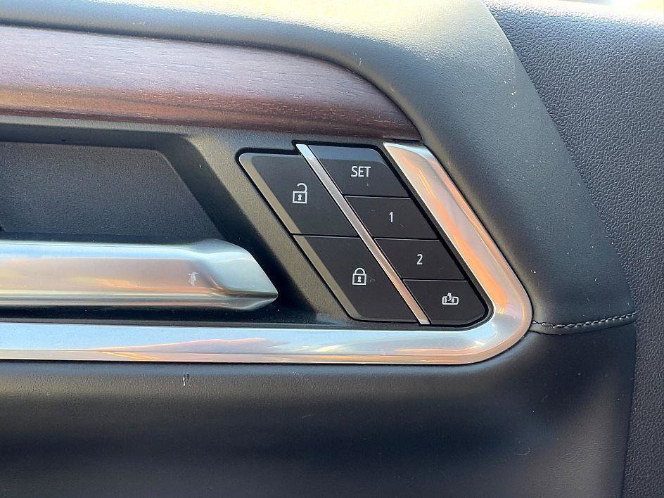 Used 2024 GMC Sierra 2500 Denali Ultimate w/ Max Trailering Package image 18