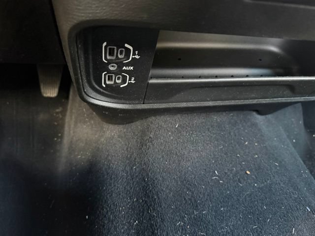 Used 2024 RAM 2500 Big Horn AWD/4WD image 15