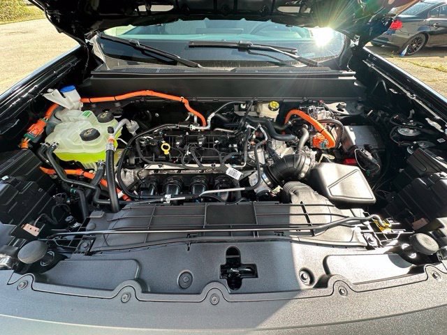 New 2026 Ford Maverick XLT w/ Equipment Group 301A AWD/4WD image 26
