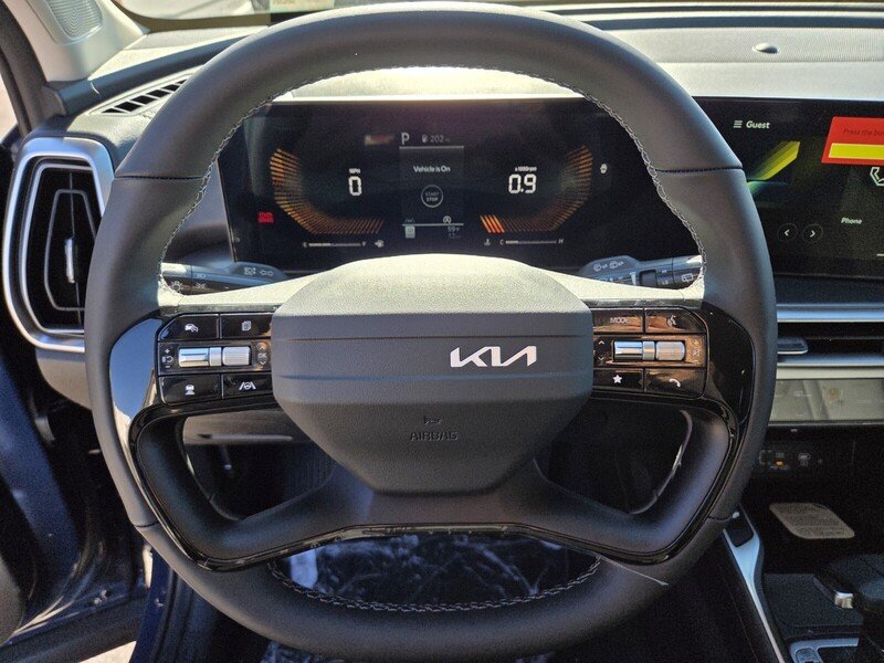 New 2026 Kia Sorento S w/ S Panoramic Sunroof Package FWD image 12