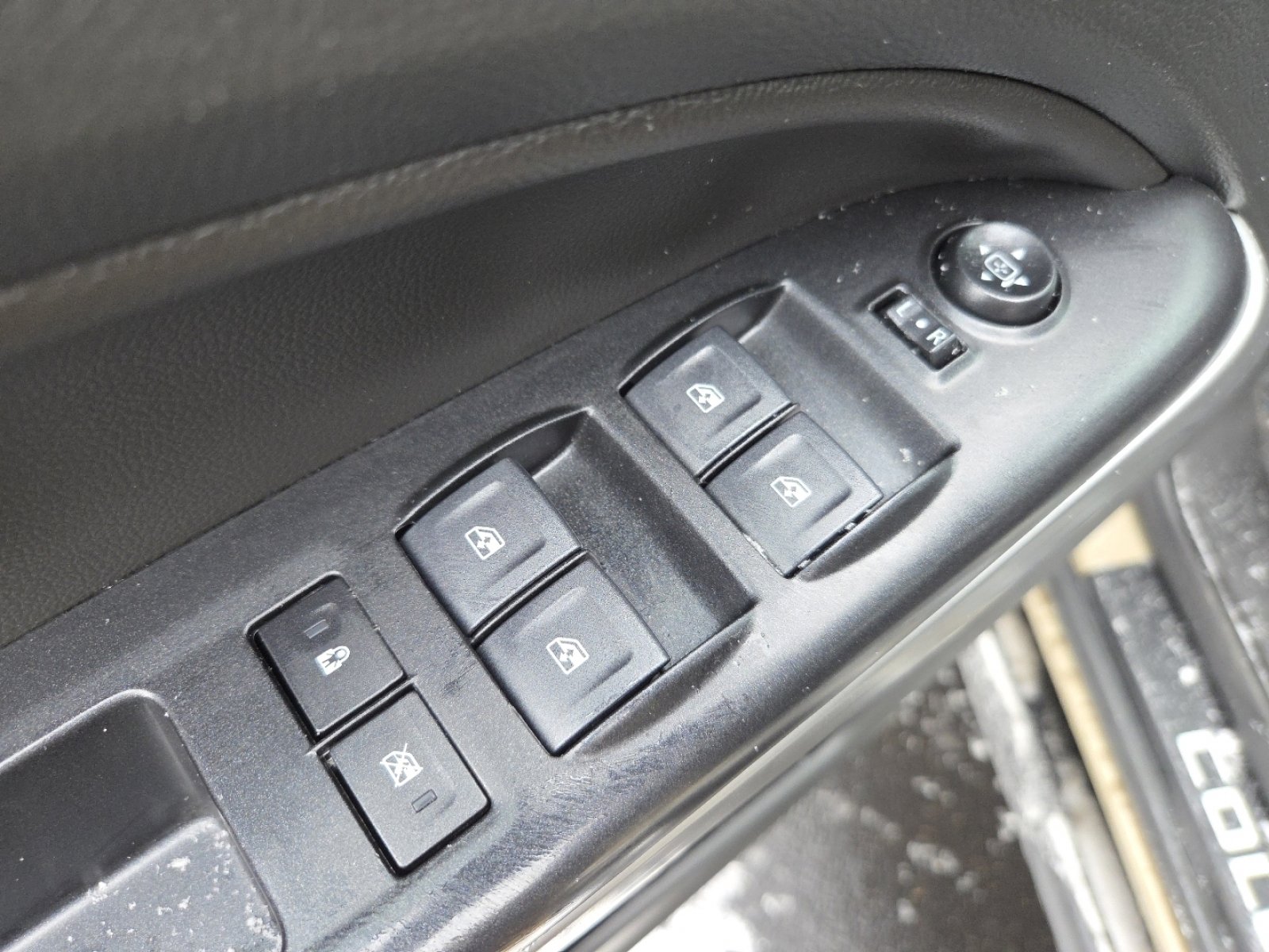 Used 2022 Chevrolet Colorado ZR2 image 25