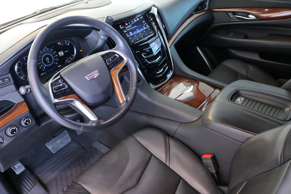 Used 2019 Cadillac Escalade Luxury image 20