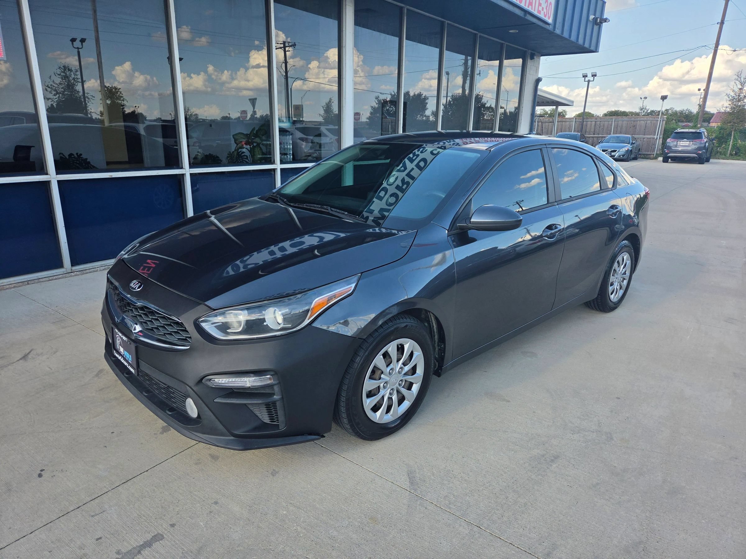 Used 2021 Kia Forte Sedan FWD image 2