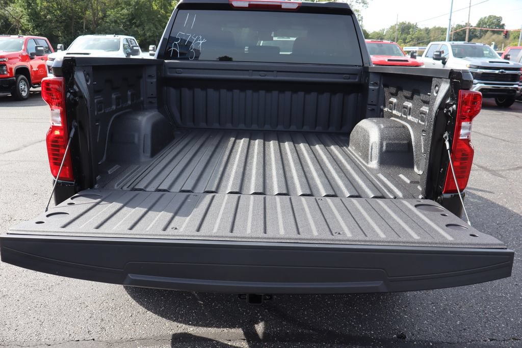 New 2026 Chevrolet Silverado 1500 Custom w/ Rally Edition AWD/4WD image 22