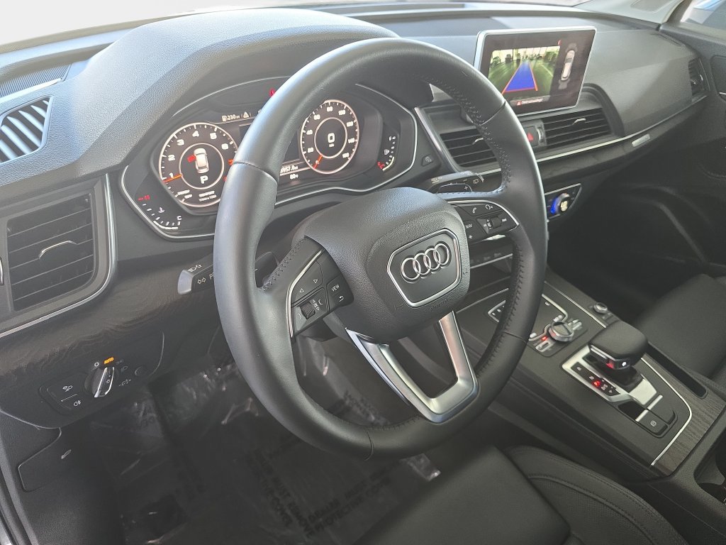 Used 2019 Audi Q5 2.0T w/ Premium Plus Package AWD/4WD image 25