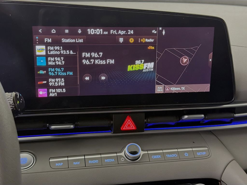 Used 2024 Hyundai Elantra SEL FWD image 15
