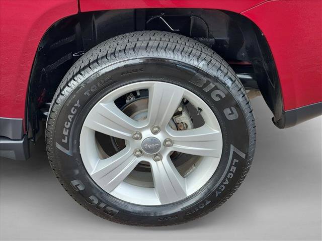 Used 2014 Jeep Compass Sport AWD/4WD image 14