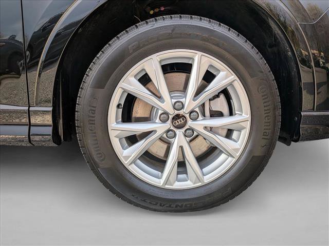 Certified 2025 Audi Q3 2.0T Premium Plus w/ Premium Plus Package image 26