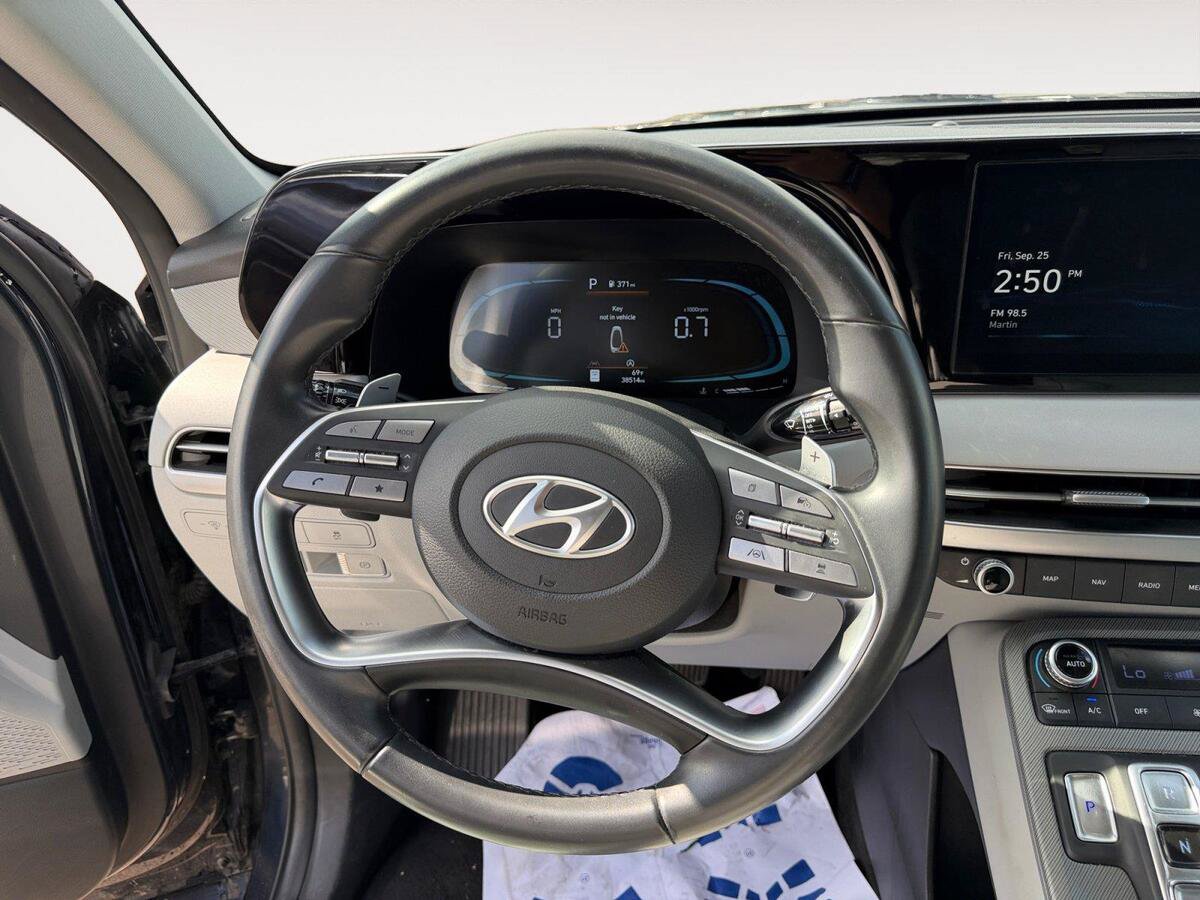 Used 2025 Hyundai Palisade SEL AWD/4WD image 12