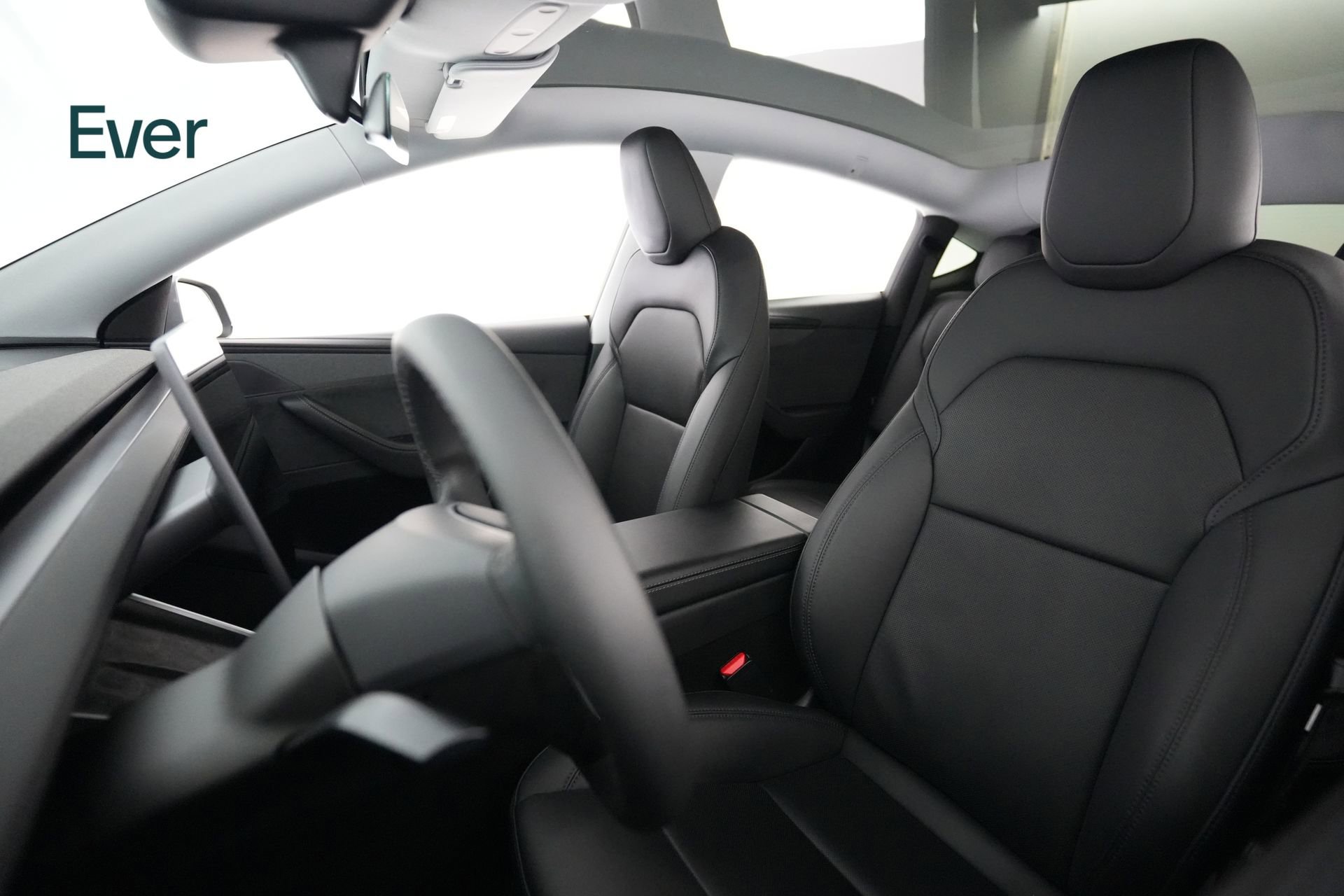 Used 2026 Tesla Model Y Long Range image 4