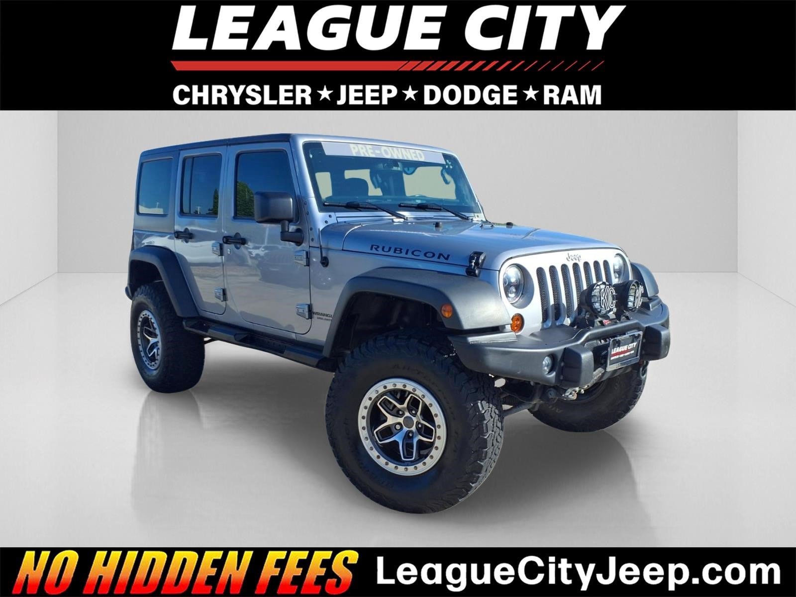 Used 2015 Jeep Wrangler Unlimited Rubicon w/ Max Tow Package AWD/4WD image 1