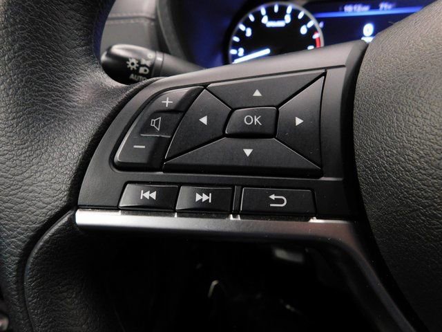 Used 2024 Nissan Sentra SV image 39