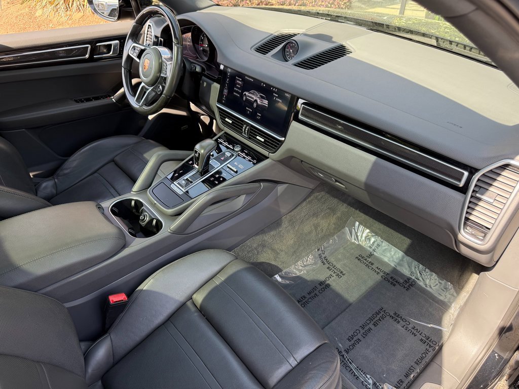 Used 2020 Porsche Cayenne image 30