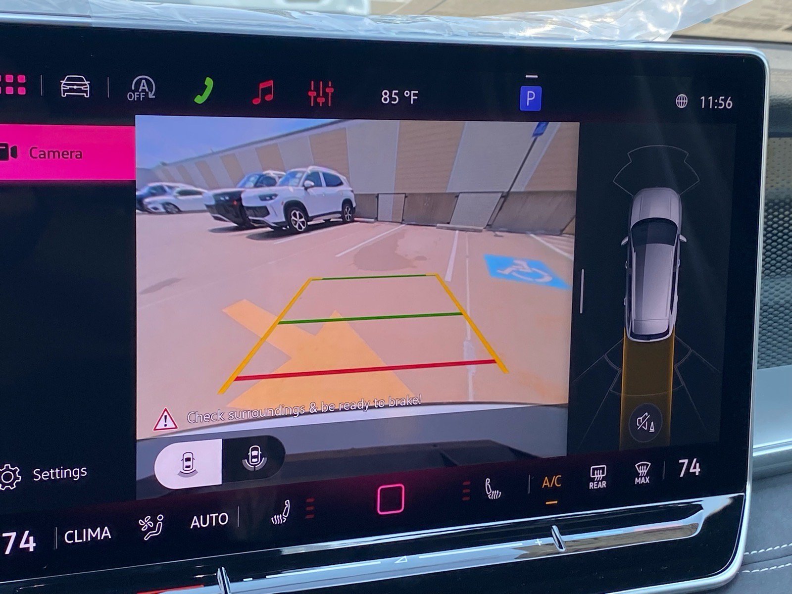 New 2026 Volkswagen Tiguan SE R-Line AWD/4WD image 11