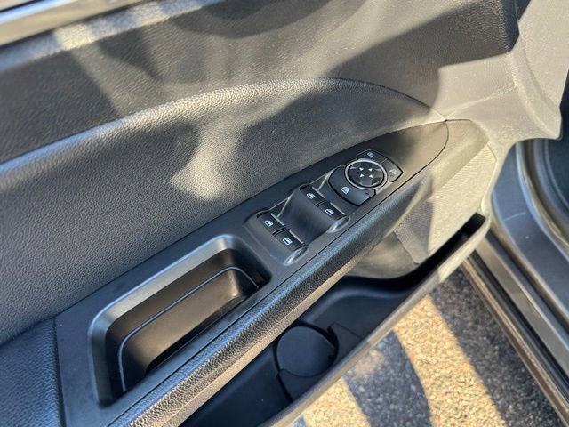 Used 2020 Ford Fusion SEL FWD image 8