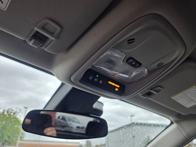 Used 2025 Buick Encore GX Preferred FWD image 31