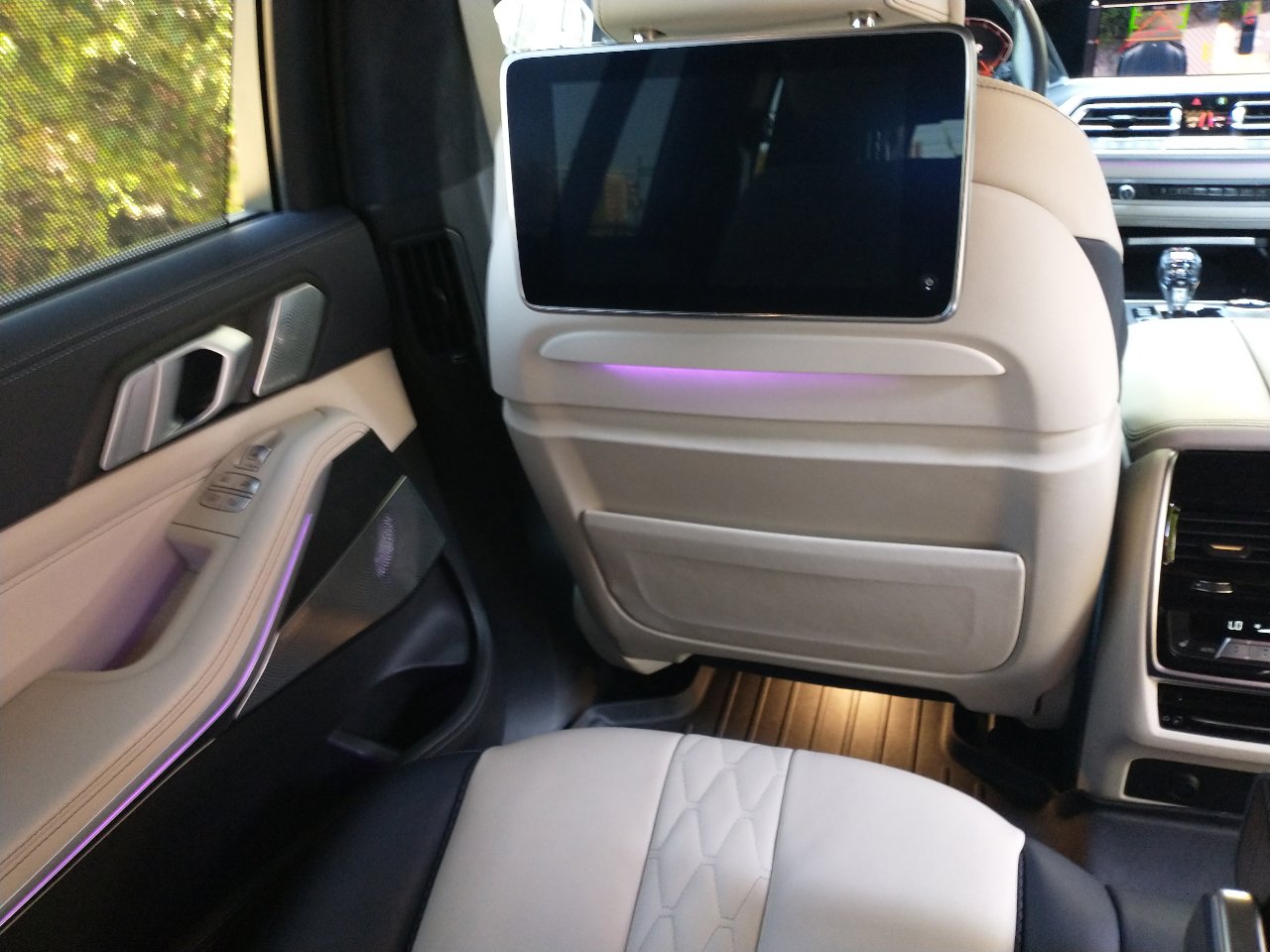 Used 2019 BMW X7 xDrive50i w/ Dynamic Handling Package image 82