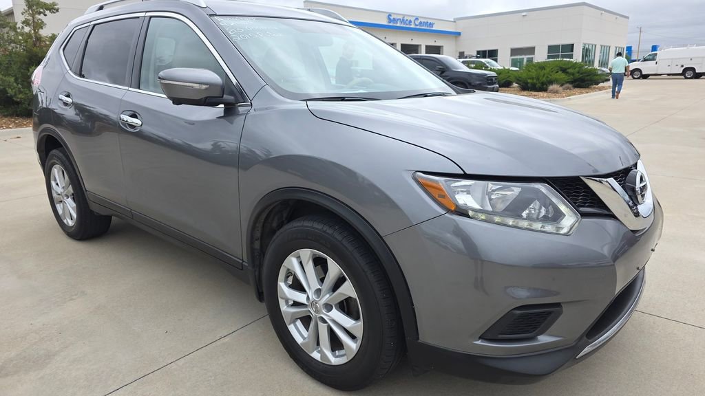 Used 2015 Nissan Rogue SV w/ SV Premium Package FWD image 7