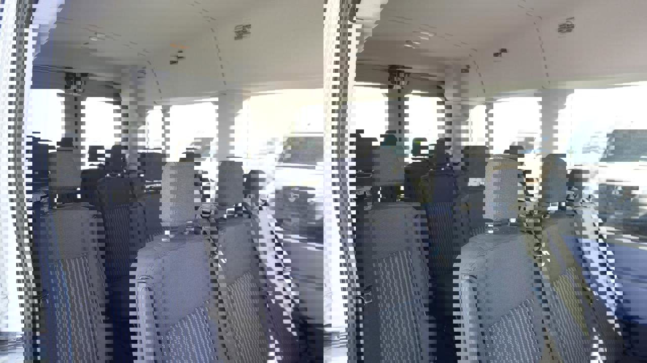 Used 2019 Ford Transit 350 XLT image 8