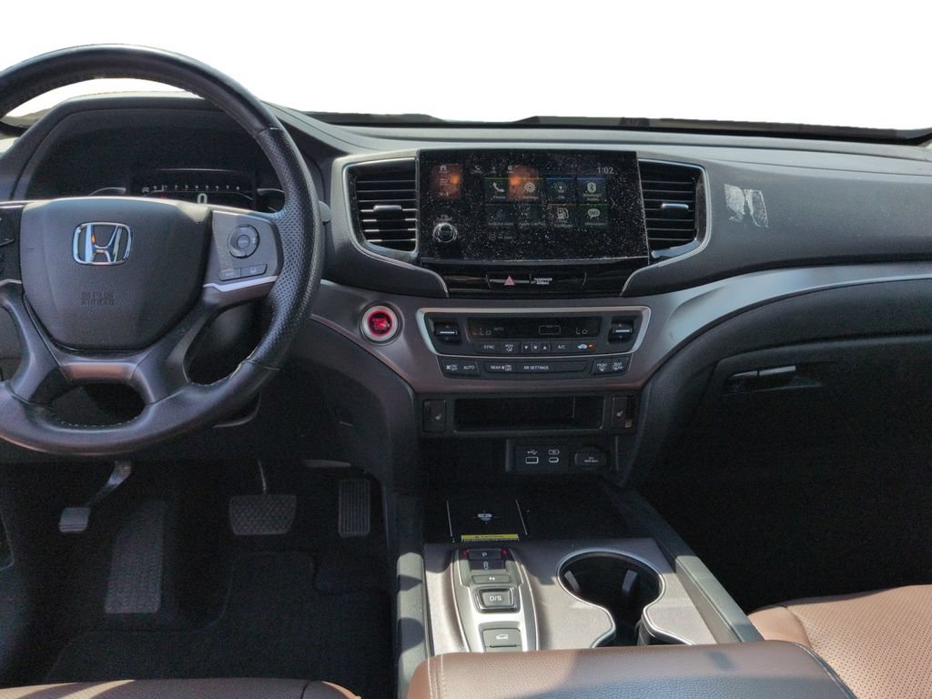 Used 2025 Honda Passport EX-L image 11