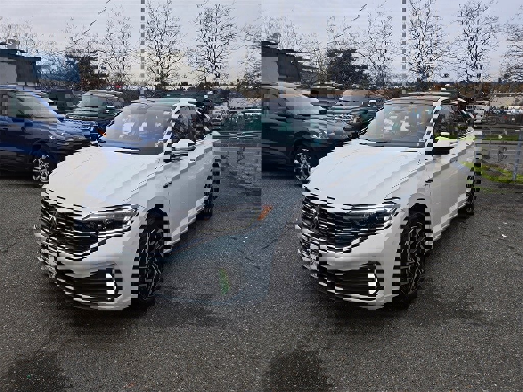 Used 2022 Volkswagen Jetta SEL image 1