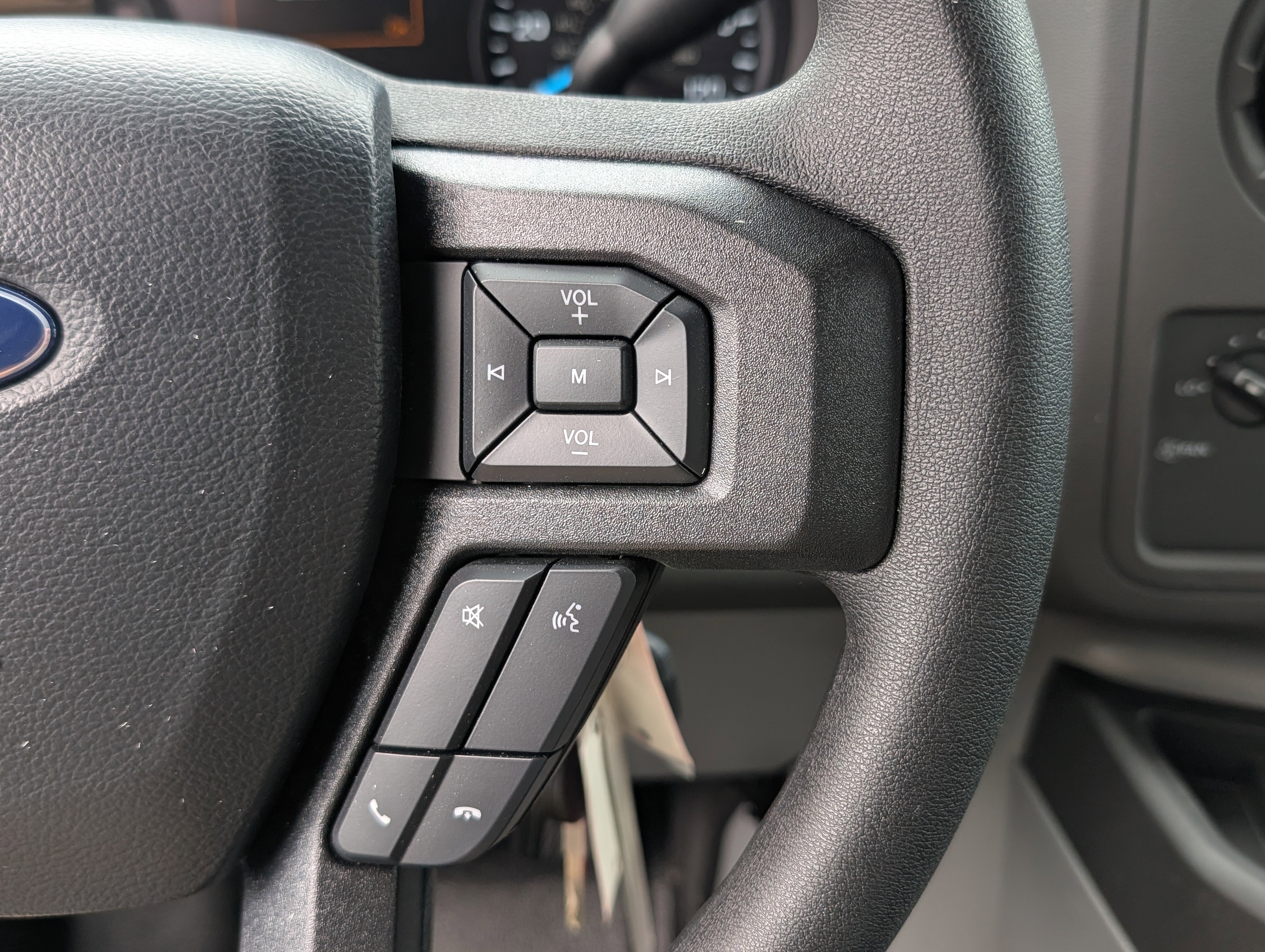 New 2026 Ford E-450 and Econoline 450 Super Duty w/ Power Equipment Group image 15