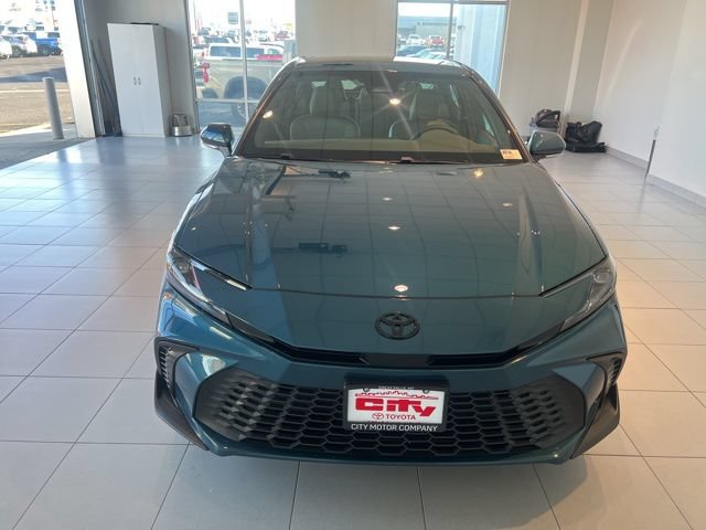 New 2026 Toyota Camry SE w/ Convenience Package AWD/4WD image 2