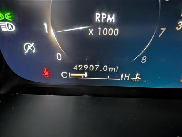 Certified 2022 Lincoln Nautilus Reserve image 38