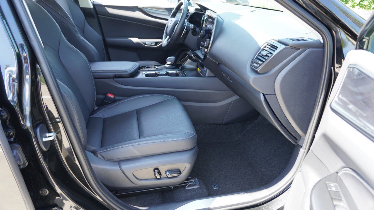 Used 2025 Lexus NX 250 FWD w/ Accessory Package (Z1) image 14