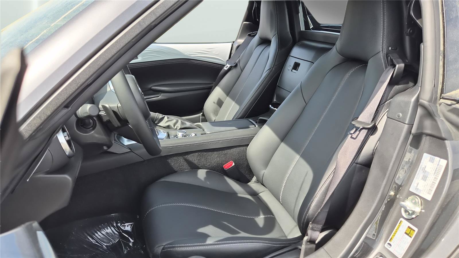 New 2026 MAZDA MX-5 Miata RF Grand Touring RWD image 10