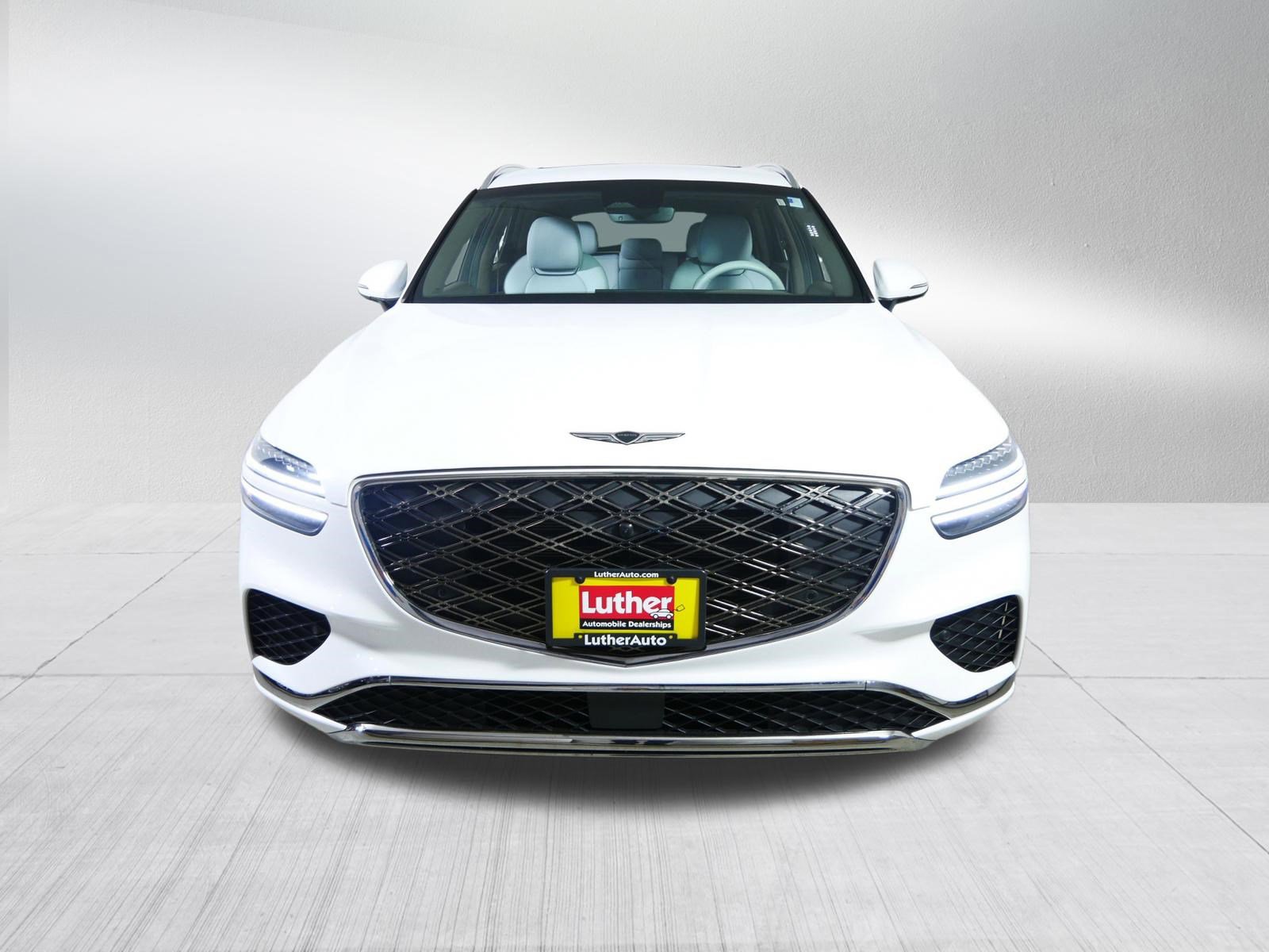 Used 2026 Genesis GV70 2.5T Advanced image 2