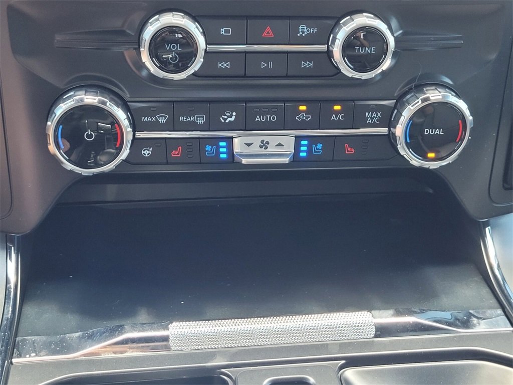 New 2025 Ford F150 Lariat w/ Equipment Group 501A Mid image 19
