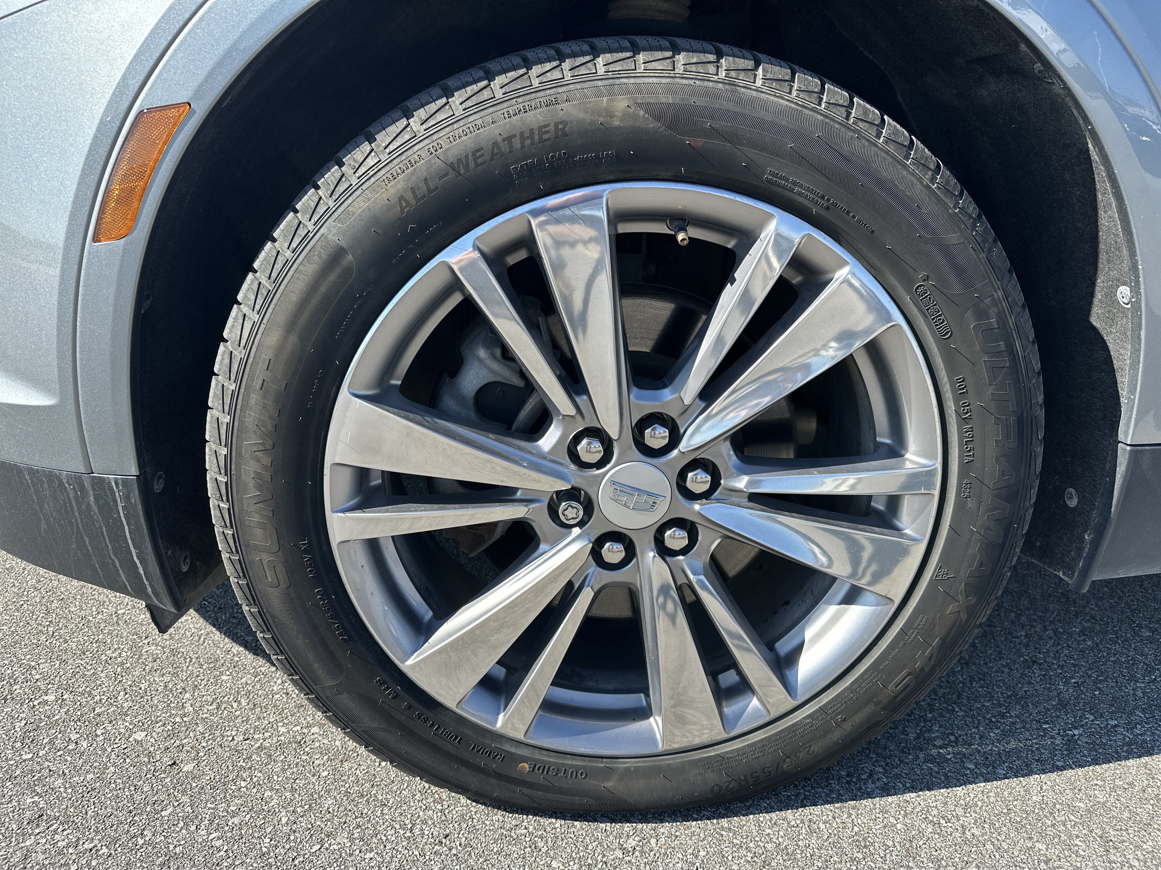Used 2024 Cadillac XT5 Premium Luxury w/ LPO, Floor Liner Package AWD/4WD image 8