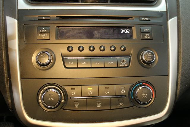 Used 2017 Nissan Altima 2.5 image 23