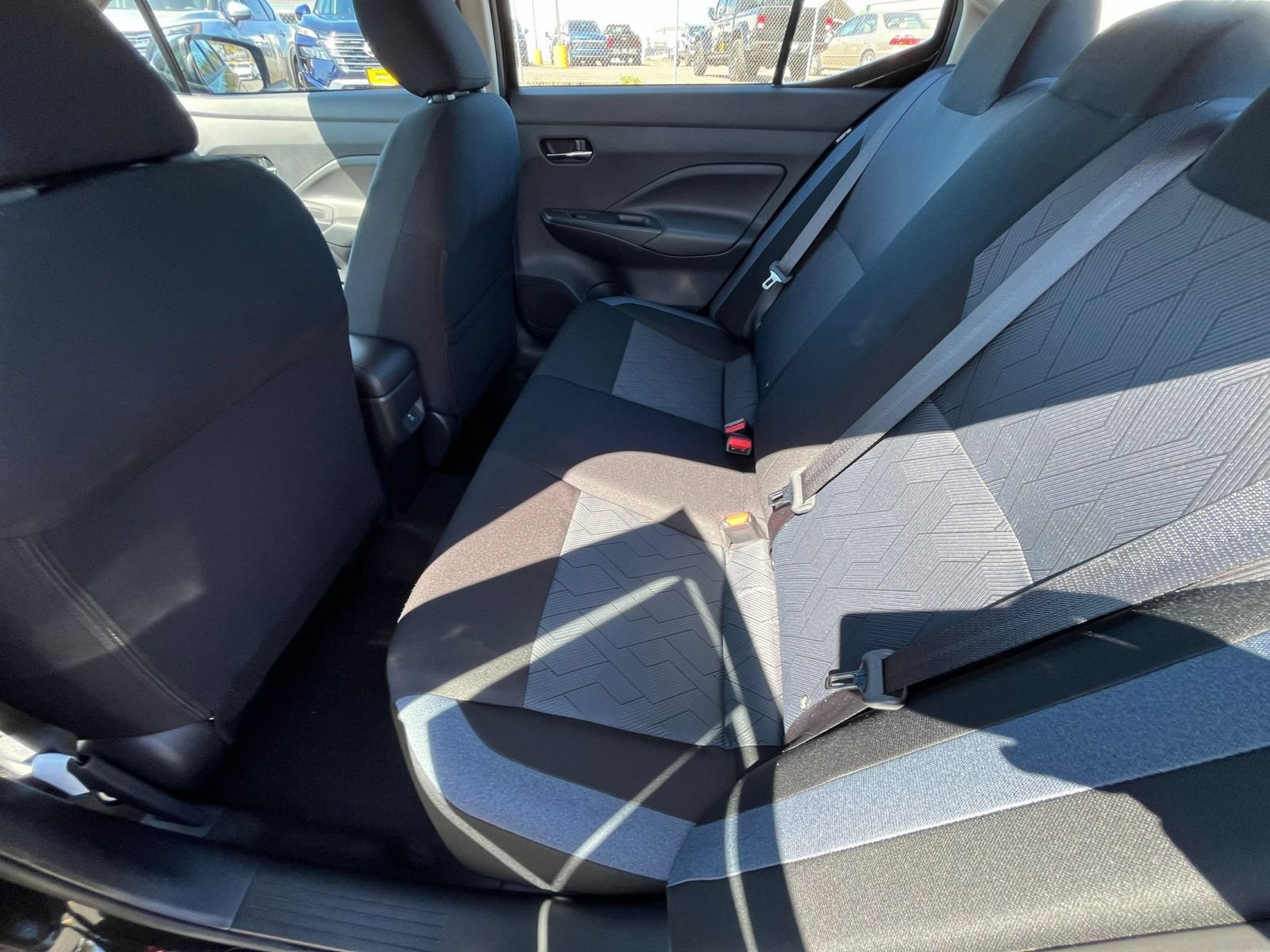 Used 2025 Nissan Versa SV FWD image 21