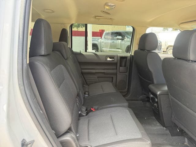 Used 2019 Ford Flex SE FWD image 28