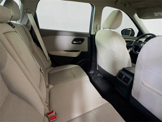 Used 2023 Nissan Rogue SV image 23