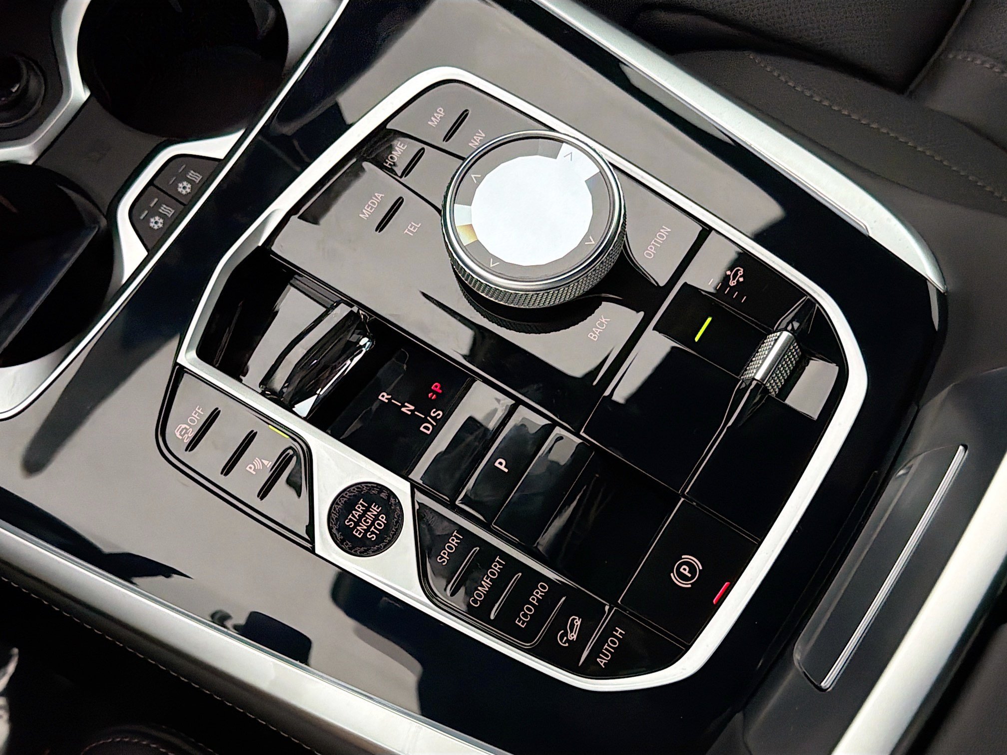 New 2027 BMW X7 M60i AWD/4WD image 30